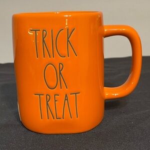 Rae Dunn "Trick or Treat"‎ Orange Mug